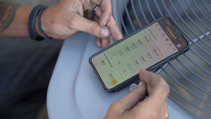 Using a Phone App to read HVAC pressures